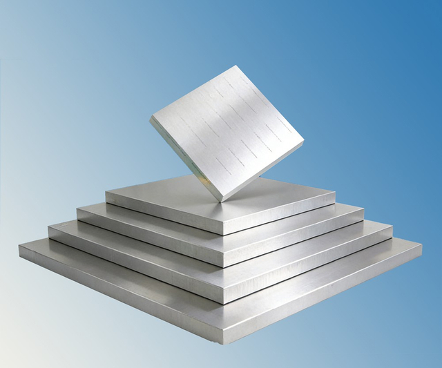 Cutting aluminum sheet