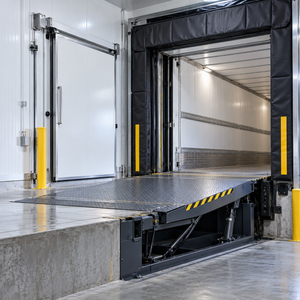 Hydraulic Dock Leveler Cold Room Door | Integrated Seal | Safe Loading for Cold Chain Logistics